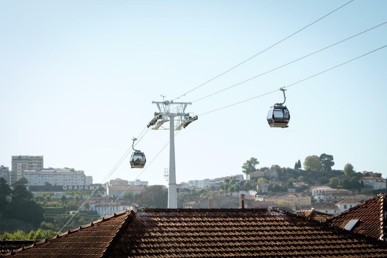 Porto Views & Wines By Porto Hosts